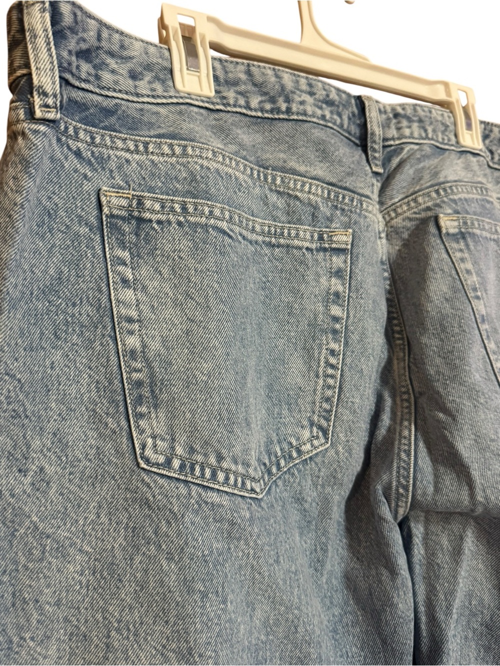 Universal Thread Mid-Rise Painter Boyfriend Jeans Sz 17 NWT - Picture 12 of 15